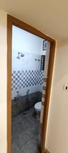 Bathroom Image of 900 Sq.ft 2 BHK Apartment / Flat for rent in Abdullapuram Kanchipuram for Rs. 11000