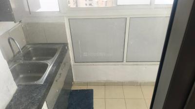 Kitchen Image of 1340 Sq.ft 3 BHK Apartment / Flat for rent in Gulshan Ikebana, Sector 143 Noida for Rs. 32000