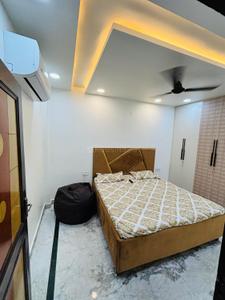Bedroom Image of 750 Sq.ft 2 BHK Builder Floor for sale in Krishna Nagar New Delhi for Rs. 4500000