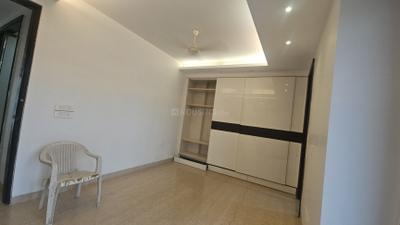 Bedroom Image of 1800 Sq.ft 3 BHK Apartment / Flat for rent in Green Park Extension New Delhi for Rs. 150000