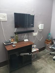 Bedroom Image of 400 Sq.ft 1 BHK Apartment / Flat for rent in Beliaghata Kolkata for Rs. 16000