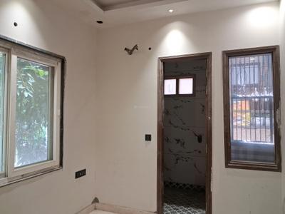 Bedroom Image of 900 Sq.ft 3 BHK Builder Floor for sale in Paschim Vihar New Delhi for Rs. 19000000
