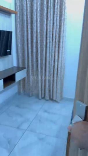 Midhuns Arcade Bedroom 1