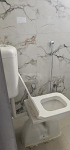 Bathroom Image of 700 Sq.ft 1 BHK Apartment / Flat for rent in Ganga Nagar Dewas for Rs. 6500