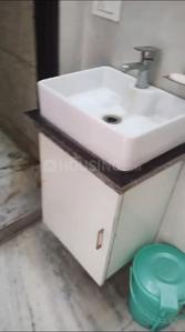 Bathroom Image of 660 Sq.ft 1 BHK Builder Floor for rent in Subhash Nagar New Delhi for Rs. 24000