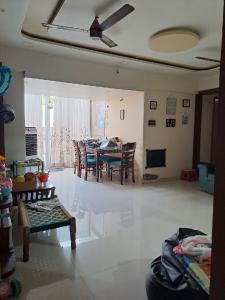 Hall Image of 630 Sq.ft 1 BHK Apartment / Flat for rent in Landmark Garden, Kalyani Nagar Pune for Rs. 40000