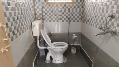 Bathroom Image of 380 Sq.ft 1 BHK Apartment / Flat for rent in Begumpet Hyderabad for Rs. 20000
