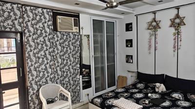 Bedroom Image of 1800 Sq.ft 3 BHK Builder Floor for rent in Gujranwala Town New Delhi for Rs. 57000