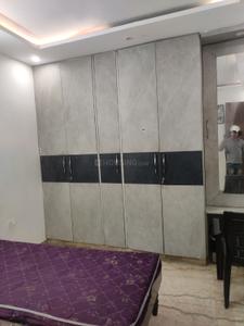 Bedroom Image of 900 Sq.ft 2 BHK Builder Floor for rent in Ramesh Nagar New Delhi for Rs. 30000