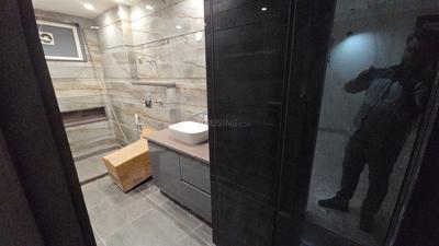 Image of 2700 Sq.ft 4 BHK Builder Floor for sale in Mansarover Garden, New Delhi for Rs. 50000000