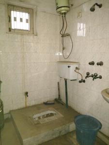 Common Bathroom One Image of 1000 Sq.ft 2 BHK Apartment / Flat for sale in Love India Apartments, Shalimar Garden Ghaziabad for Rs. 5400000