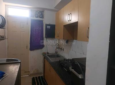 Kitchen Image of 930 Sq.ft 2 BHK Apartment / Flat for rent in Supertech Cape Town, Sector 74 Noida for Rs. 32000