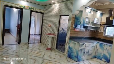 Kitchen Image of 1250 Sq.ft 3 BHK Apartment / Flat for rent in Dunlop Kolkata for Rs. 18500