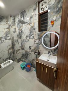 Bathroom Image of 1150 Sq.ft 3 BHK Apartment / Flat for rent in S.S Nagar Aligarh for Rs. 20000