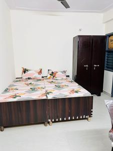1 RK Independent Builder Floor