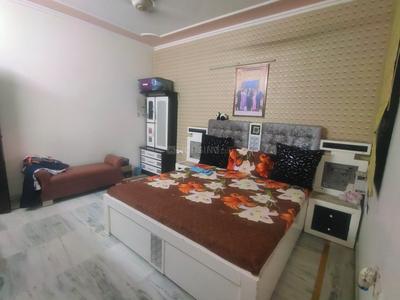 Bedroom Image of 1550 Sq.ft 3 BHK Builder Floor for sale in Patel Nagar New Delhi for Rs. 25000000