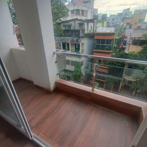 Balcony Image of 2700 Sq.ft 6 BHK Apartment / Flat for sale in Kalighat Kolkata for Rs. 37000000