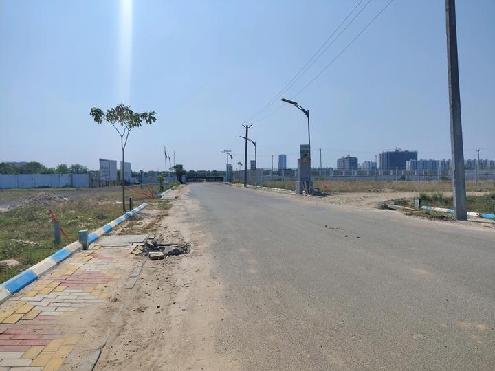 J Nagar Main Image 1