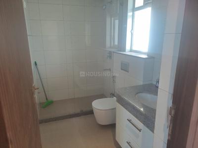 Bathroom Image of 1829 Sq.ft 3 BHK Apartment / Flat for rent in Godrej Air, Sector 85 Gurgaon for Rs. 60000