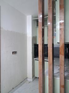 Kitchen Image of 1100 Sq.ft 2 BHK Apartment / Flat for sale in Sector 72 Noida for Rs. 3900000