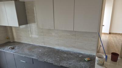 Kitchen Image of 1100 Sq.ft 2 BHK Apartment / Flat for rent in Fragrance Homes, Siddharth Vihar Ghaziabad for Rs. 22000