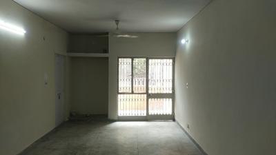 Living Room Image of 1250 Sq.ft 2 BHK Builder Floor for rent in DDA Flats Sarita Vihar, Sarita Vihar New Delhi for Rs. 45000