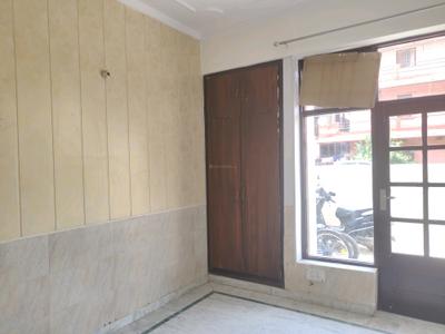 Bedroom Image of 1360 Sq.ft 3 BHK Builder Floor for rent in Sector 49 Faridabad for Rs. 25000
