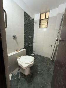 Bathroom Image of 1600 Sq.ft 2 BHK Apartment / Flat for sale in New Alkapuri Vadodara for Rs. 6500000