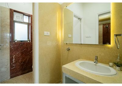 Image of 950 Sq.ft 2 BHK Apartment / Flat for sale in UK lona, Andheri East, Mumbai for Rs. 13400000
