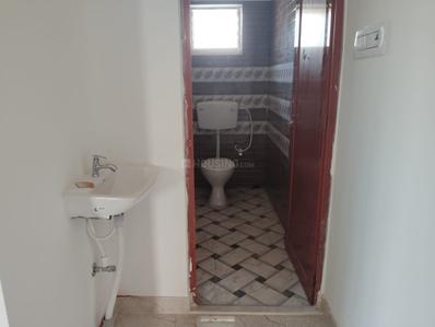 Bathroom Image of 750 Sq.ft 2 BHK Apartment / Flat for sale in Behala Kolkata for Rs. 2900000