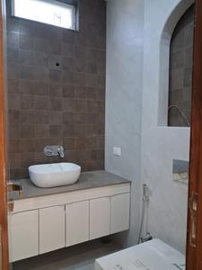 Bedroom Three Image of 1800 Sq.ft 3 BHK Builder Floor for sale in Paschim Vihar New Delhi for Rs. 40000000