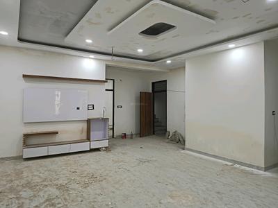 Living Room Image of 1600 Sq.ft 4 BHK Apartment / Flat for sale in Govindpuram Ghaziabad for Rs. 6865000