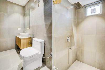 Bathroom Image of The Sky Living in DLF Phase 4, Gurgaon