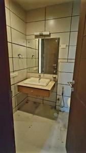 Bathroom Image of 2700 Sq.ft 4 BHK Builder Floor for sale in Greater Kailash II New Delhi for Rs. 69900000