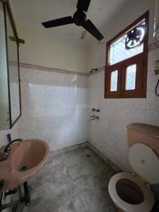 Image of 1660 Sq.ft 3 BHK Builder Floor for sale in Swasthya Vihar, New Delhi for Rs. 23000000