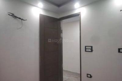 Bedroom Image of 950 Sq.ft 3 BHK Builder Floor for rent in Govindpuri New Delhi for Rs. 22000