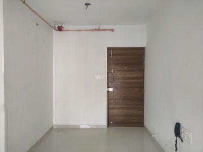Living Room Image of 550 Sq.ft 1 BHK Apartment / Flat for rent in Hiranandani Maple A B and C Wing, Powai Mumbai for Rs. 70000