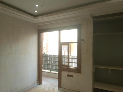Bedroom Image of 1320 Sq.ft 4 BHK Builder Floor for sale in Mahavir Enclave New Delhi for Rs. 15000000