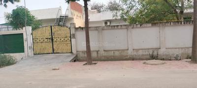 Image of 162 Sq.ft Residential Plot / Land for sale in Sector 12, Noida for Rs. 42500000