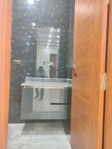 Common Bathroom Image of 5220 Sq.ft 5 BHK Builder Floor for sale in Green Field Colony Faridabad for Rs. 34000000