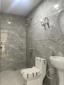 Common Bathroom Image of 1600 Sq.ft 3 BHK Apartment / Flat for sale in Venice Aspire, Noida Extension Greater Noida for Rs. 6450000