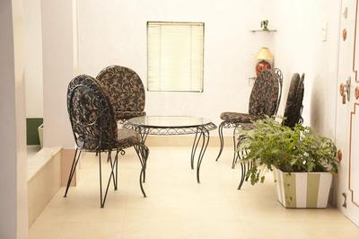 Hall Image of 6000 Sq.ft 10 BHK Independent House for sale in Tollygunge Kolkata for Rs. 50000000