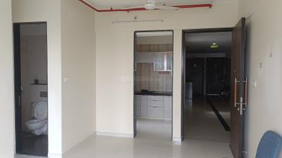 Living Room Image of 750 Sq.ft 1.5 BHK Apartment / Flat for rent in Sheth Zuri, Thane West Thane for Rs. 40000