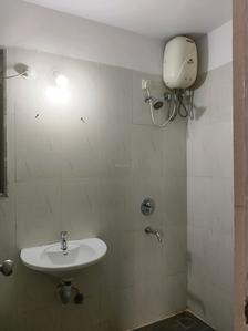 Common Bathroom Image of 774 Sq.ft 1.5 BHK Apartment / Flat for sale in Lodha Casa Rio, Palava Phase 1 Thane for Rs. 4000000