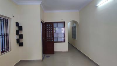 Hall Image of 850 Sq.ft 1 BHK Builder Floor for rent in Cox Town Bengaluru for Rs. 18000
