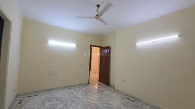 Bedroom Image of 3600 Sq.ft 4 BHK Builder Floor for sale in Freedom Fighters Enclave New Delhi for Rs. 27000000