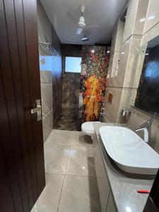 Bathroom Image of 1900 Sq.ft 3 BHK Builder Floor for sale in Paschim Vihar New Delhi for Rs. 37000000