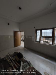 Bedroom Image of 1000 Sq.ft 2 BHK Independent House for sale in Saadatganj Lucknow for Rs. 4200000