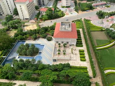 Image of 2000 Sq.ft 4 BHK Apartment / Flat for sale in DLF Regal Gardens, Sector 90, Gurgaon for Rs. 29000000