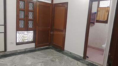 Bedroom Image of 1100 Sq.ft 3 BHK Builder Floor for rent in Janakpuri New Delhi for Rs. 29499